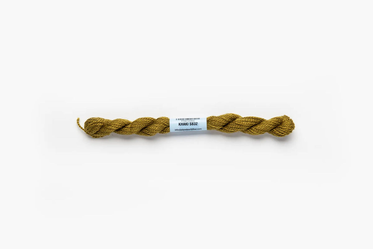 Essentials - 832 Khaki