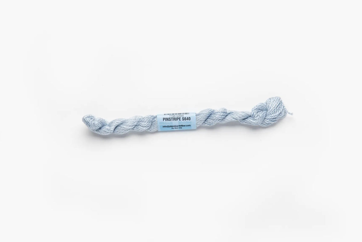 Essentials - 640 Pinstripe