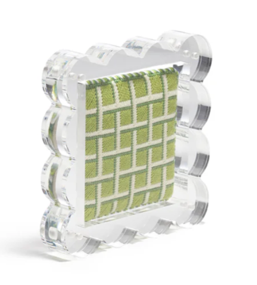 Scallop Acrylic Frame - 4" Square - Clear