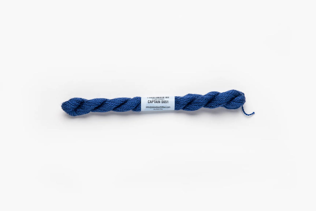 Essentials - 651 Captain