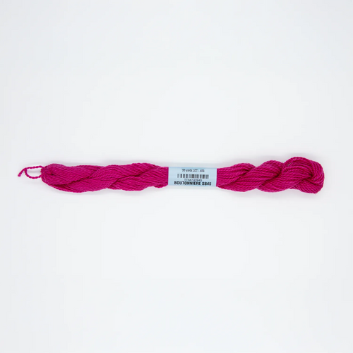 Essentials - 845 Boutonniere