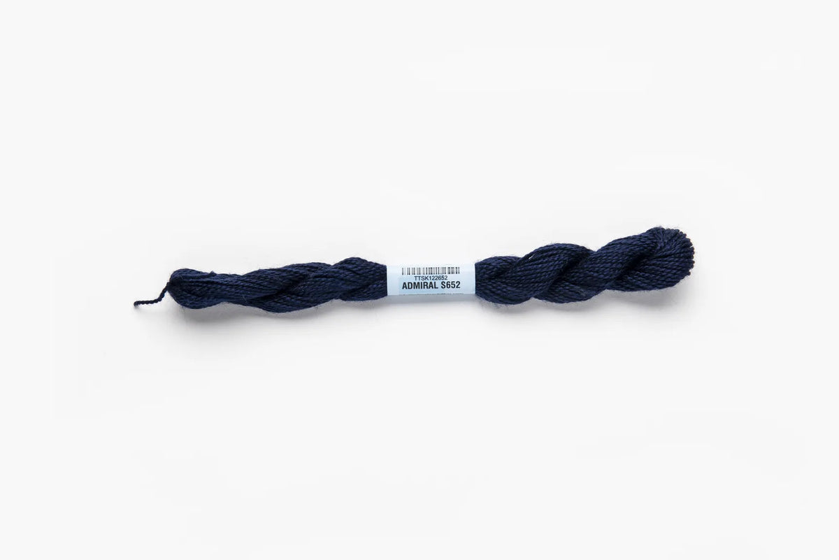 Essentials - 652 Admiral